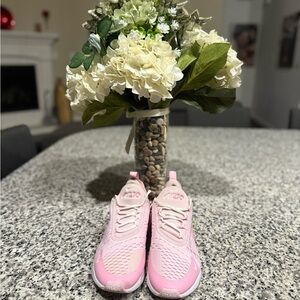 Nike Women's Light Pink Sneakers